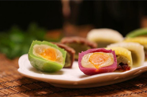 冰皮月餅配方及機器生產方法 冰皮月餅配方及機器生產方法